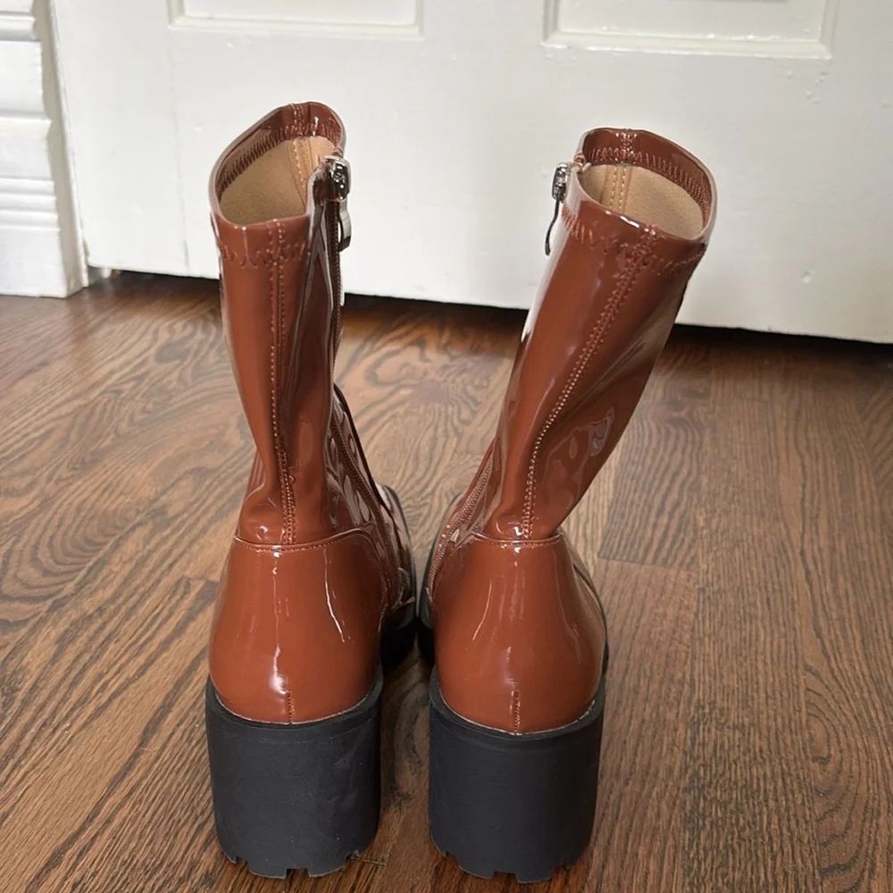 Journee Collection Brown Patent Vegan Leather Icelyn Calf Lug Boots 9.5 NWOB - Picture 7 of 15